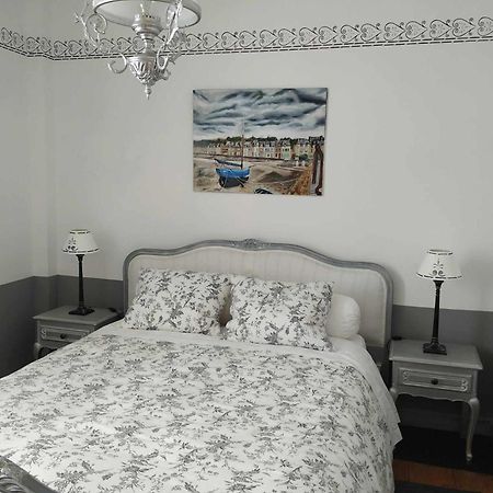 Bed and Breakfast Chez Marie Cancale Exteriér fotografie